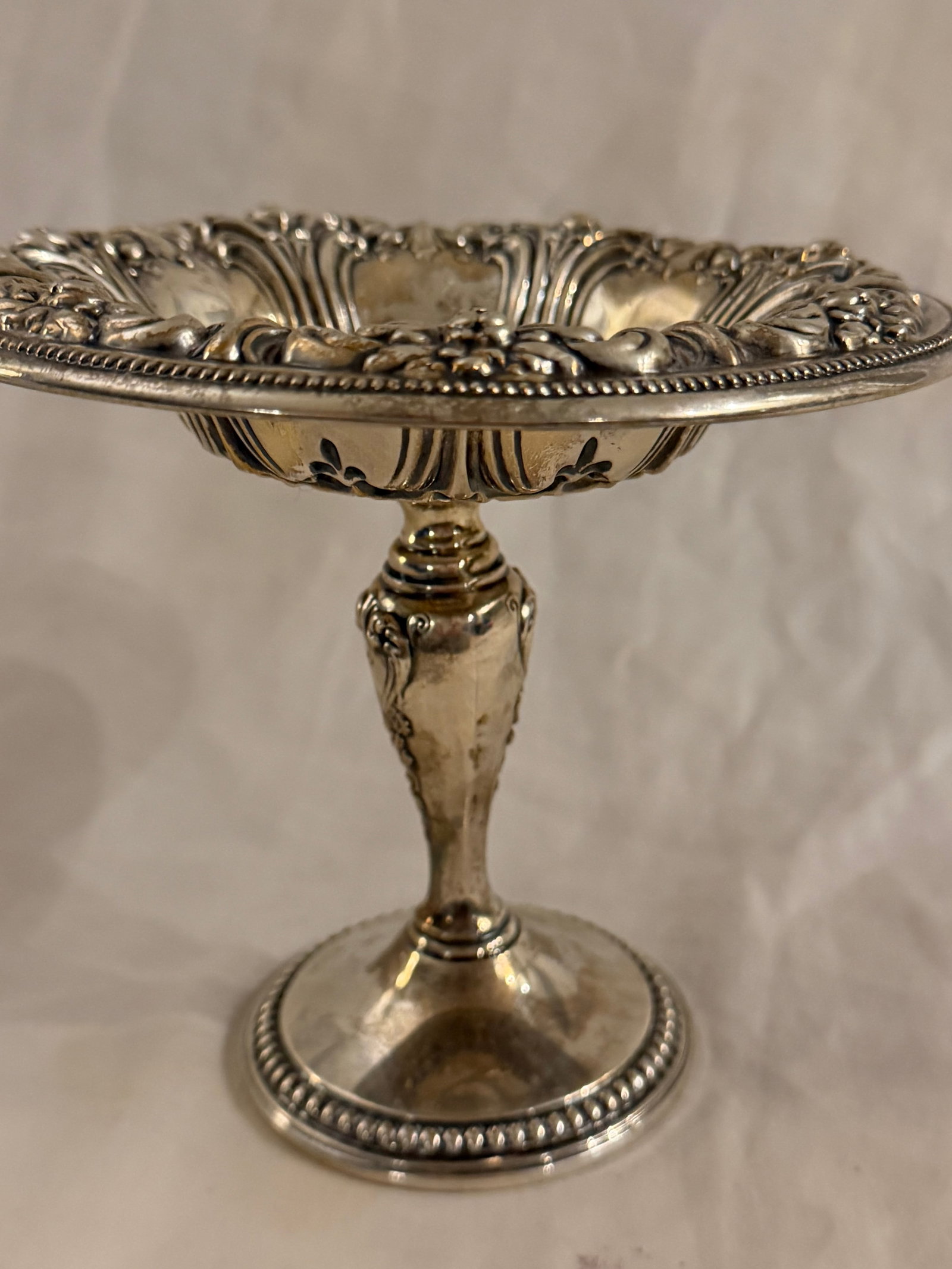 Antique Frank M. Whiting Footed Sterling Silver Dish With Floral Design - 9