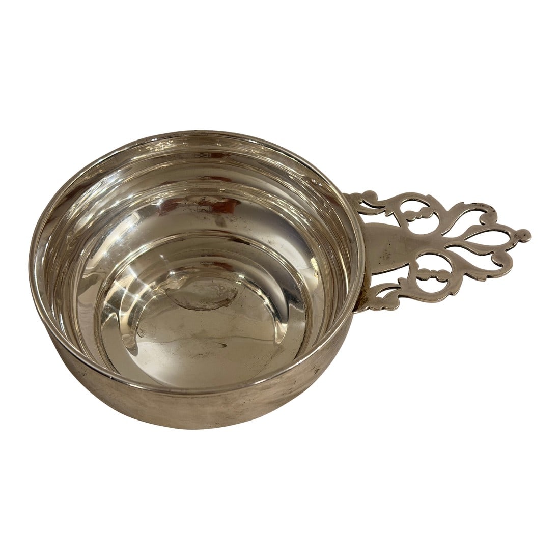 Antique Sterling Silver Porringer With Pierced Floral Handle (1 of 6)