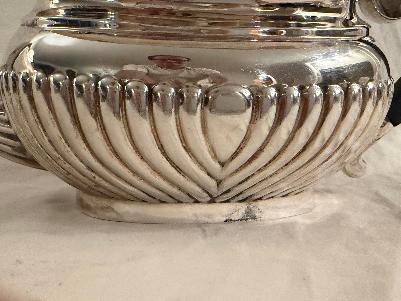 Antique English Sterling Silver Tea & Coffee Set – Made for John Wanamaker, 2365g - 8