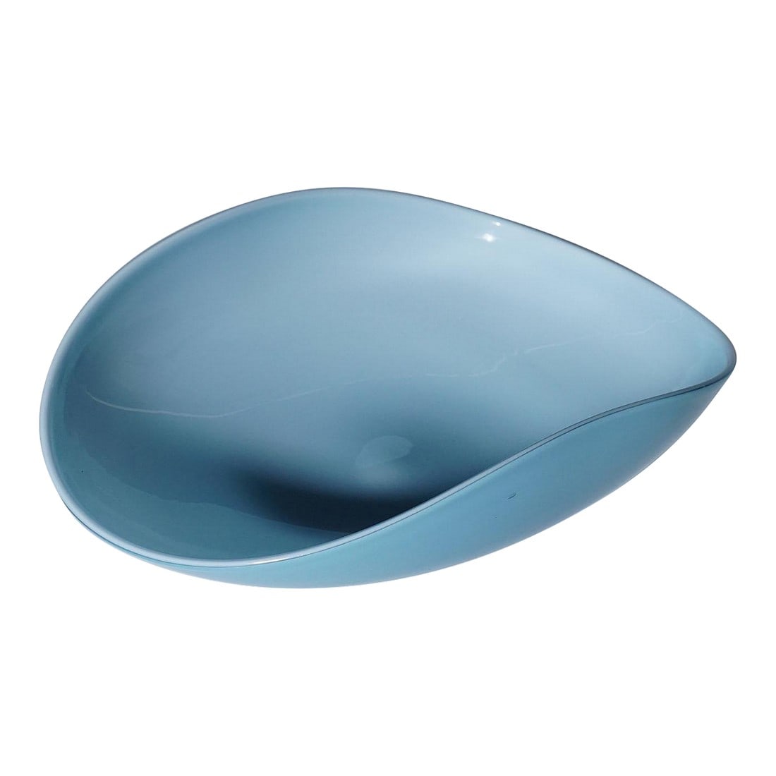 Rare Venini Art Glass Bowl in Light Blue and Lattimo Glass: Rare Venini Art Glass Bowl in Light Blue and Lattimo Glass A vintage Venini bowl made of thin light blue and lattimo glass. Probably designed by Tomaso Buzzi in the 1930s. Signed on the base with