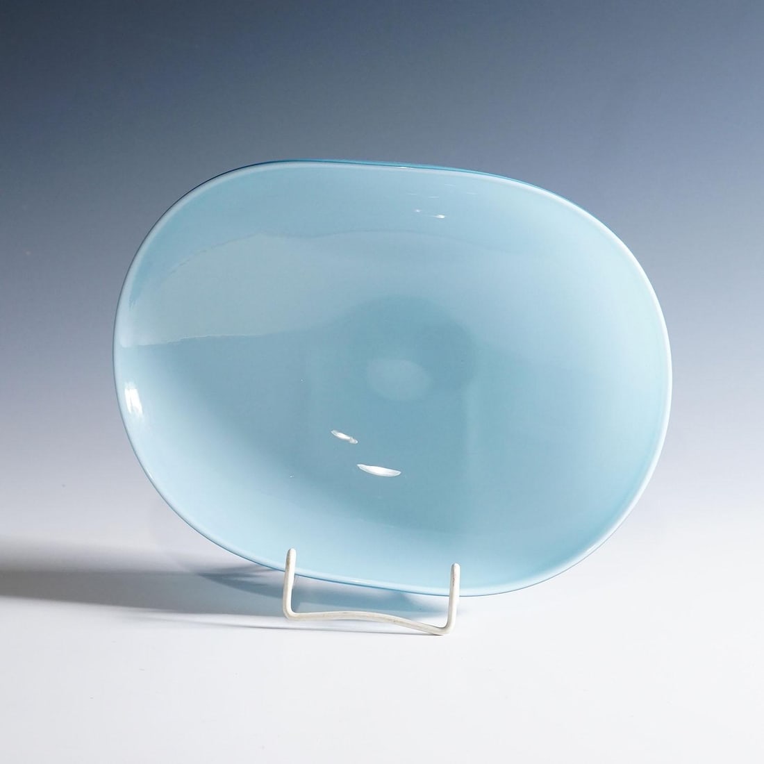 Rare Venini Art Glass Bowl in Light Blue and Lattimo Glass - 5