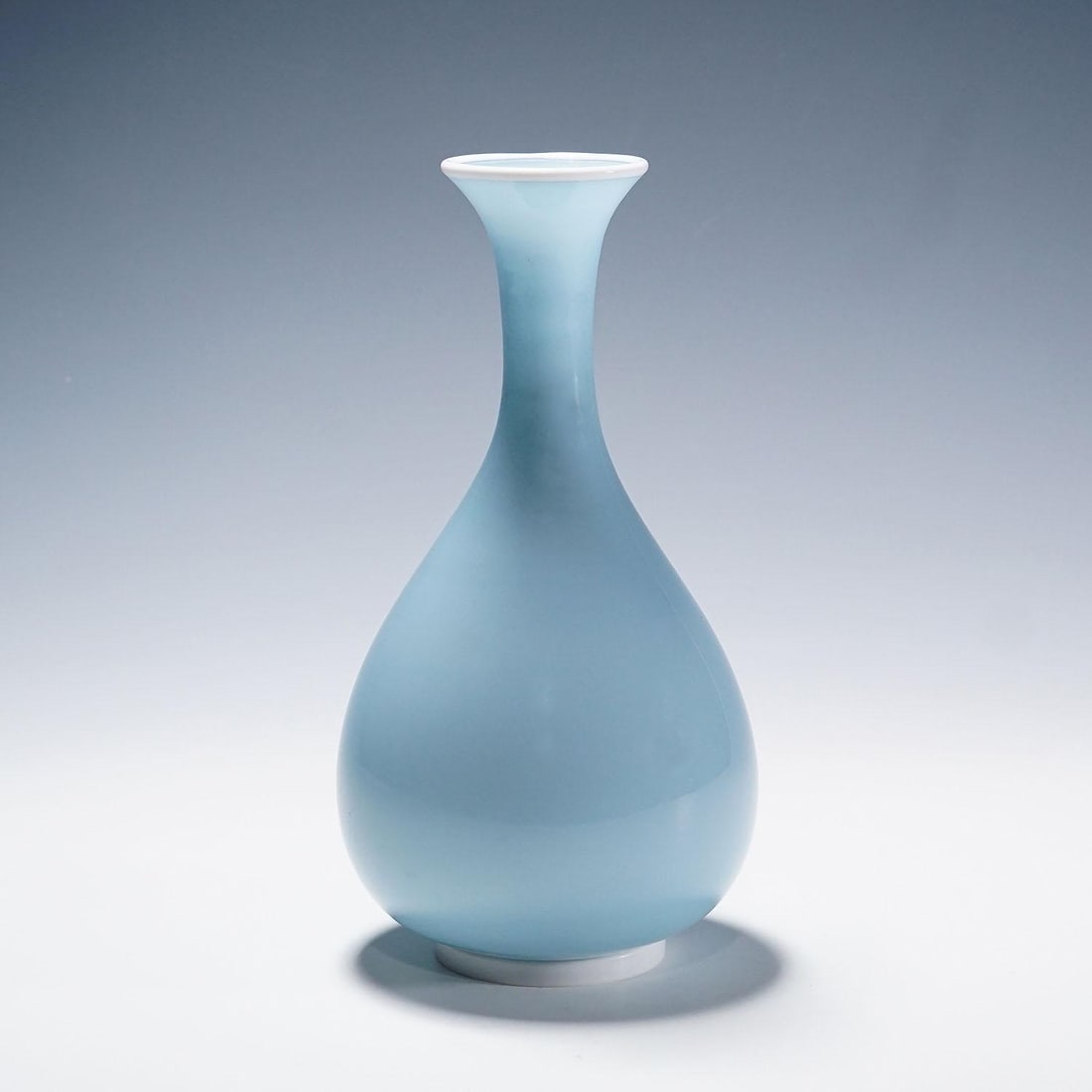 Tomaso Buzzi for Venini Vase in Light Blue and Lattimo Glass Ca. 1933 - 3