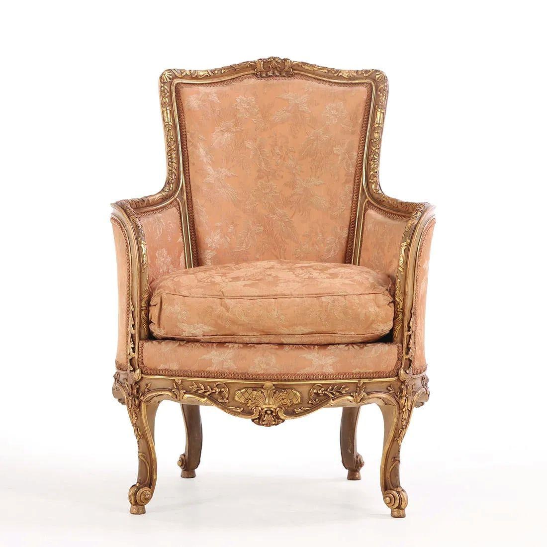 Late 19th Century Pair of French Louis XV Style Carved and Giltwood Bergere Chairs - 3