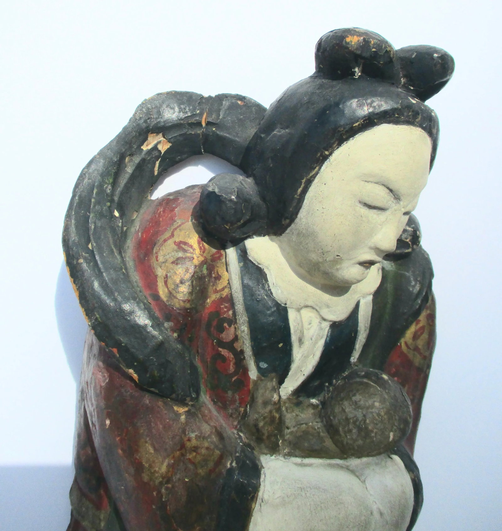 Antique Wooden and Polychromed Japanese Mother and Child - 2