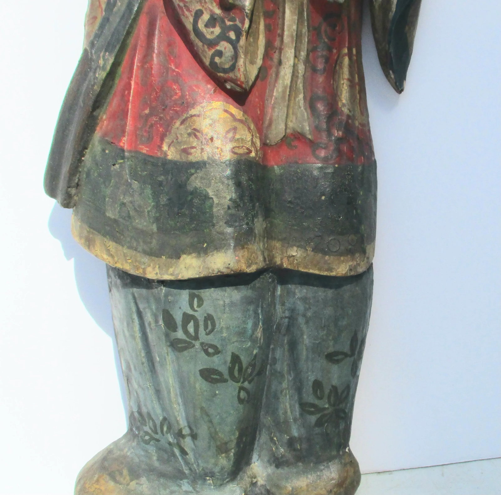 Antique Wooden and Polychromed Japanese Mother and Child - 5