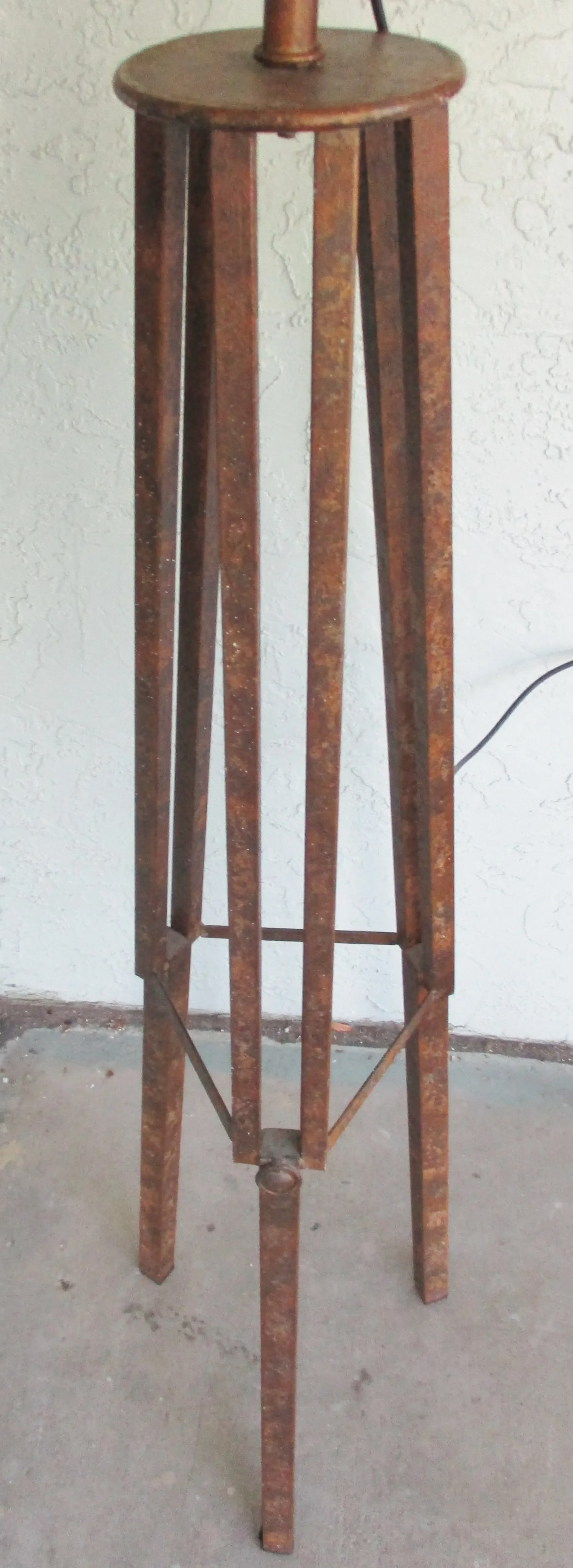 Vintage 1950s Industrial Steampunk Bronze Tripod Spotlight Floor Lamp With Lucite Shade - 3