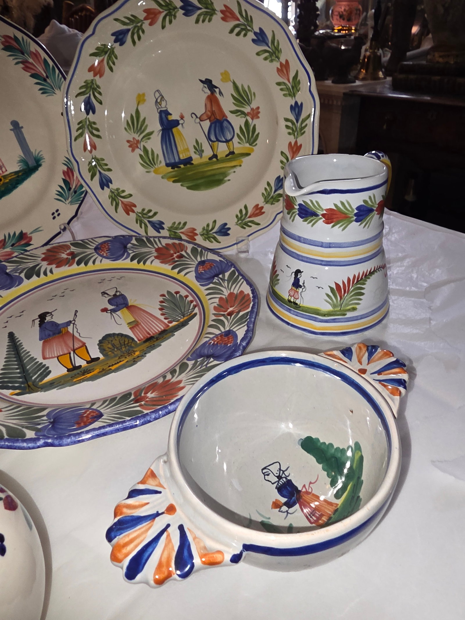 Collection of Eight Quimper French Faience Serveware Pieces - 11