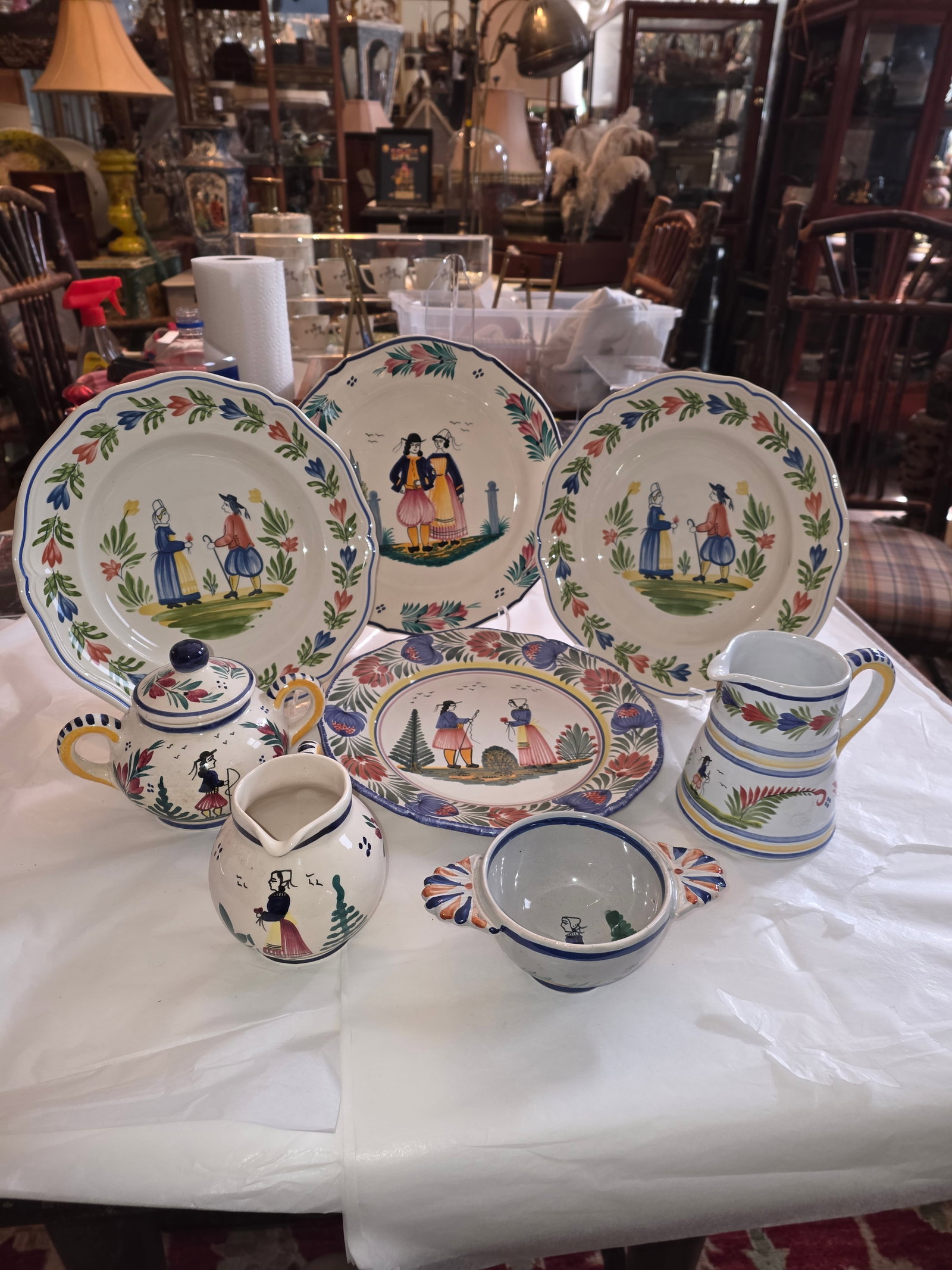 Collection of Eight Quimper French Faience Serveware Pieces - 13