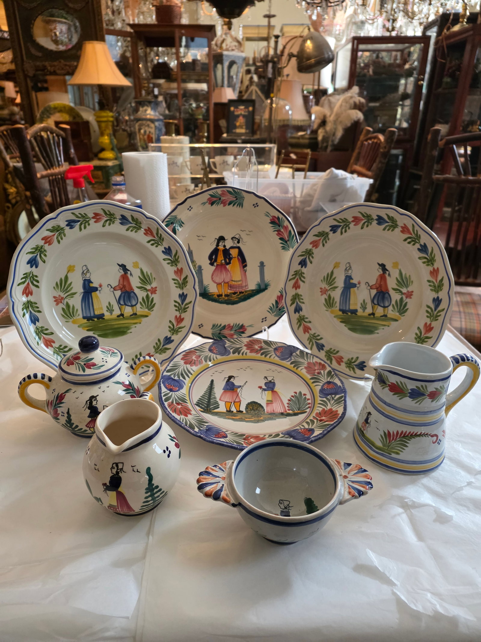 Collection of Eight Quimper French Faience Serveware Pieces - 14