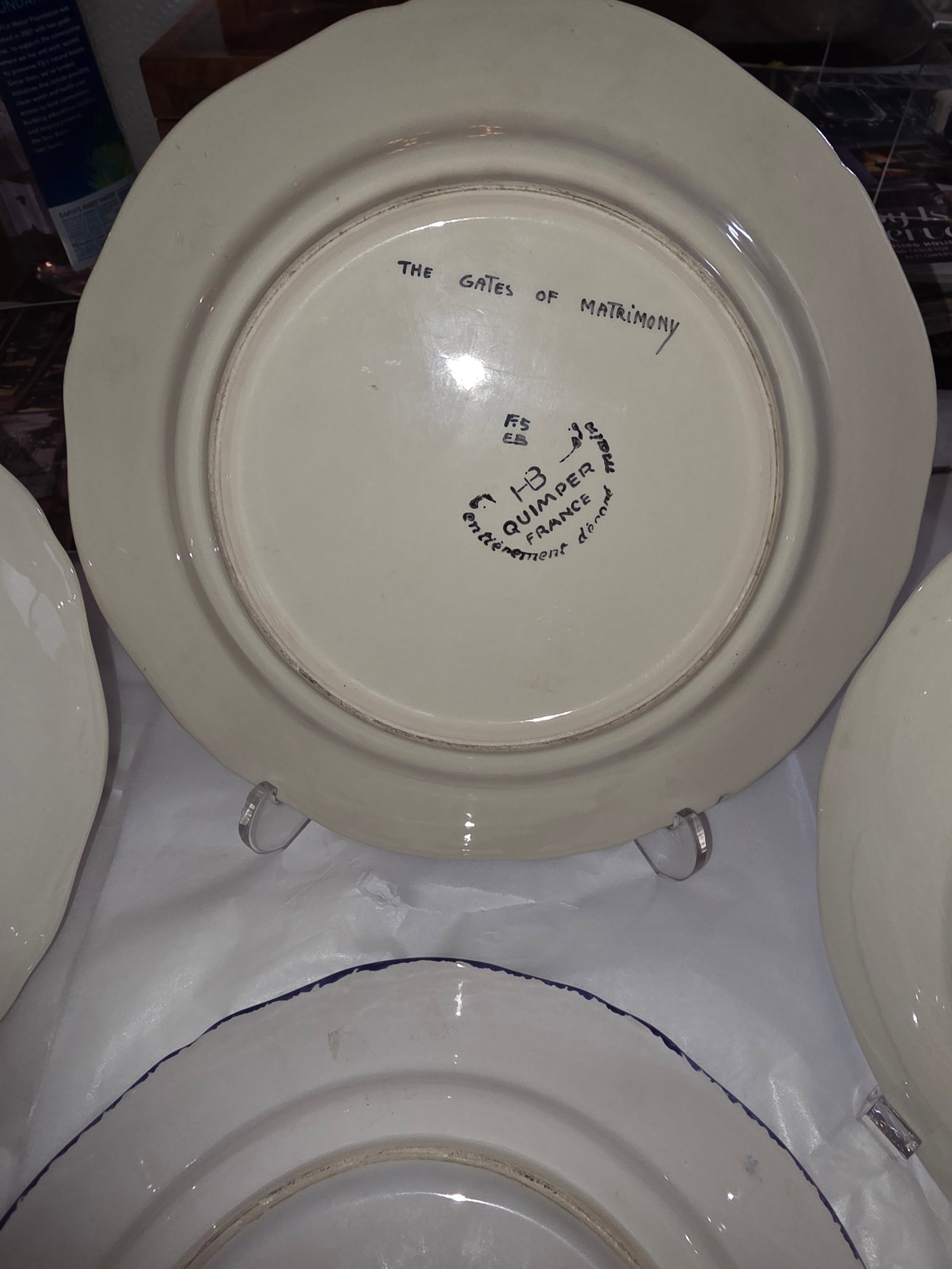 Collection of Eight Quimper French Faience Serveware Pieces - 6