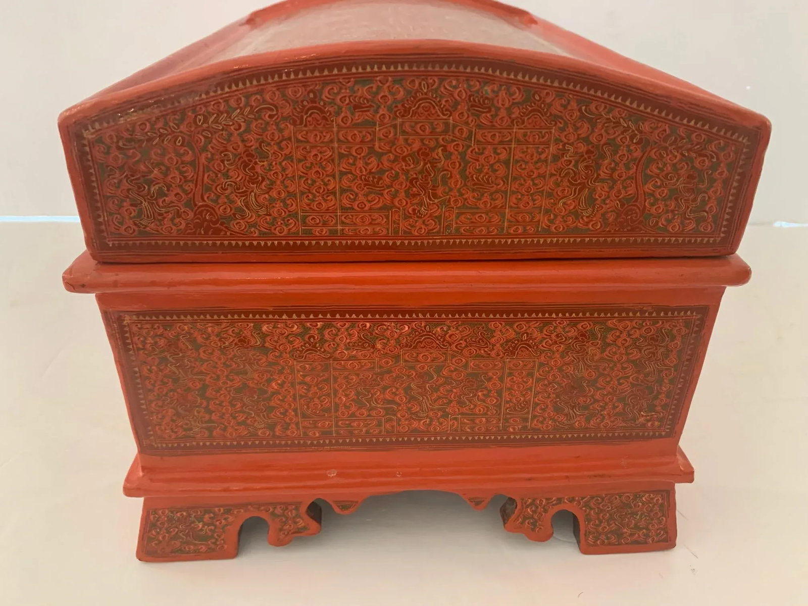 Coral Hand Painted Laquered Asian Dome Box - 10