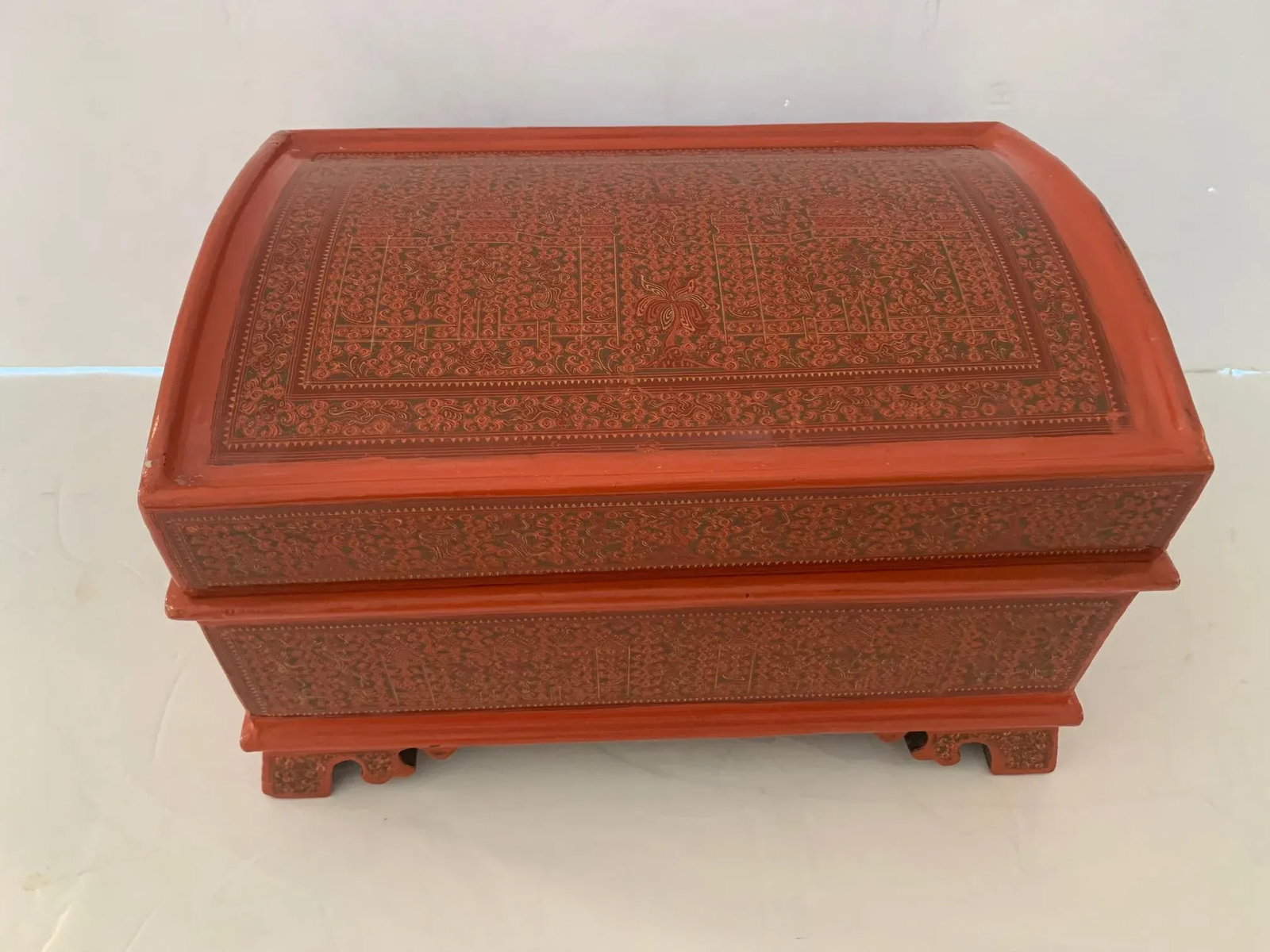 Coral Hand Painted Laquered Asian Dome Box - 9