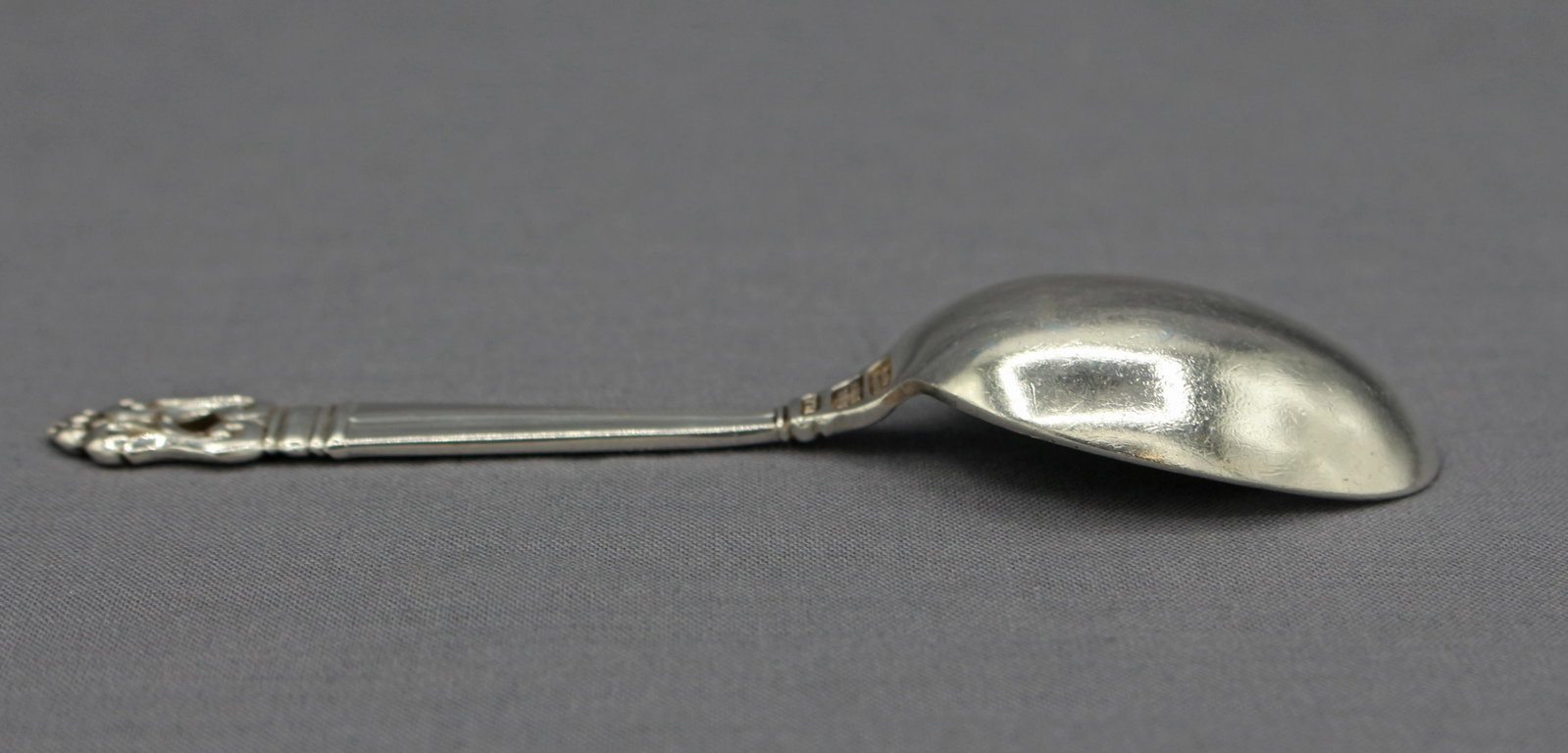 Mid-20th Century Sterling Silver Baby Set "Royal Danish" by International - 6