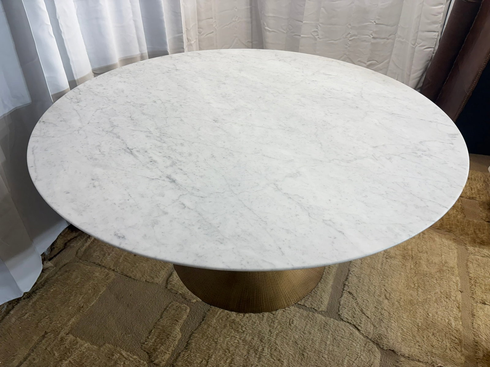 Rh Aero Stone Round Dining Table - 12