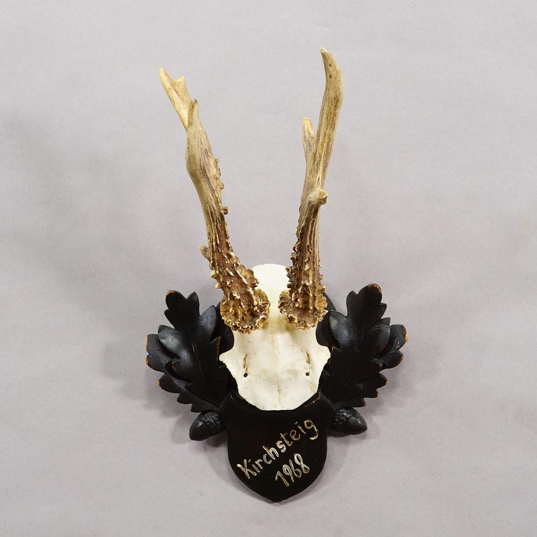 Vintage Black Forest Red Deer Trophy on Carved Plaque, Germany 1968 - 3