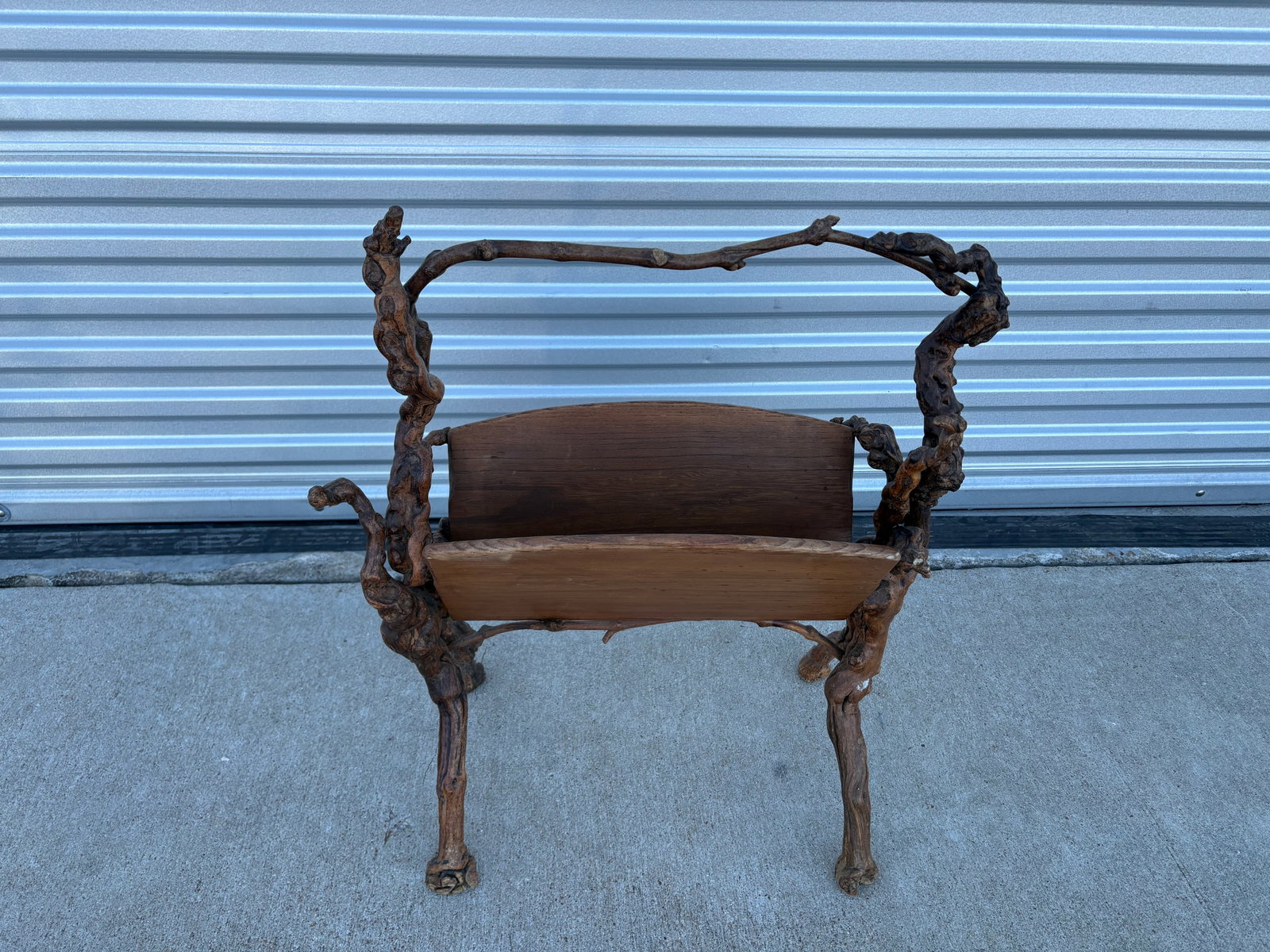 1930s French Grapevine Magazine Rack - 10