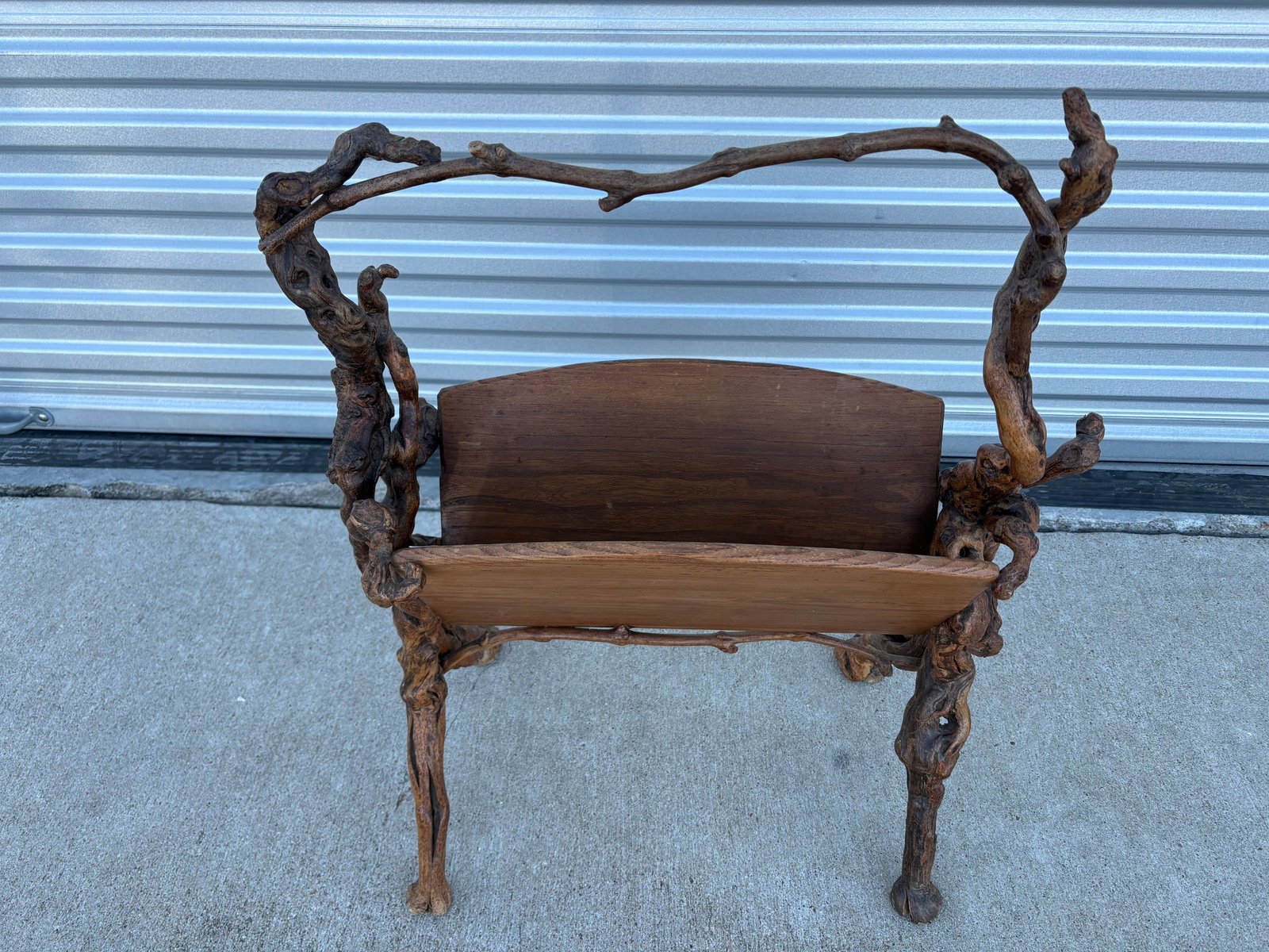 1930s French Grapevine Magazine Rack - 4