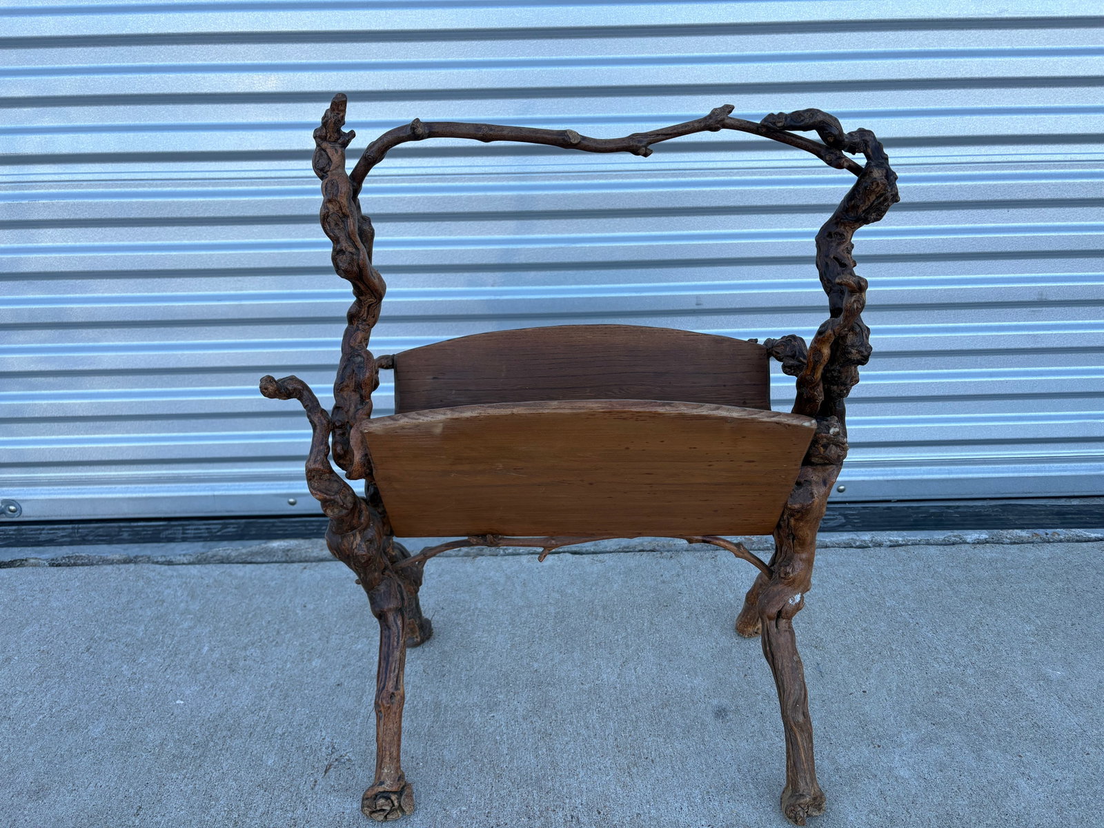 1930s French Grapevine Magazine Rack - 9