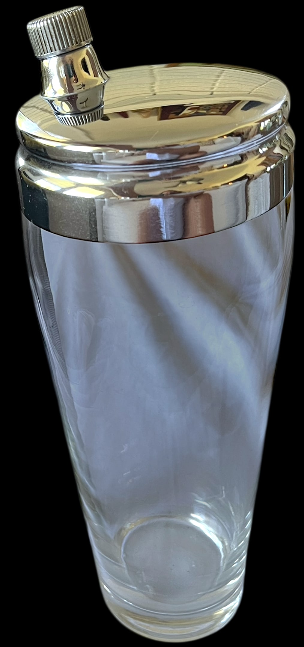 1950s Oversized Chrome & Frosted Glass Cocktail Shaker – Barware Classic After Ralph Lauren - 3