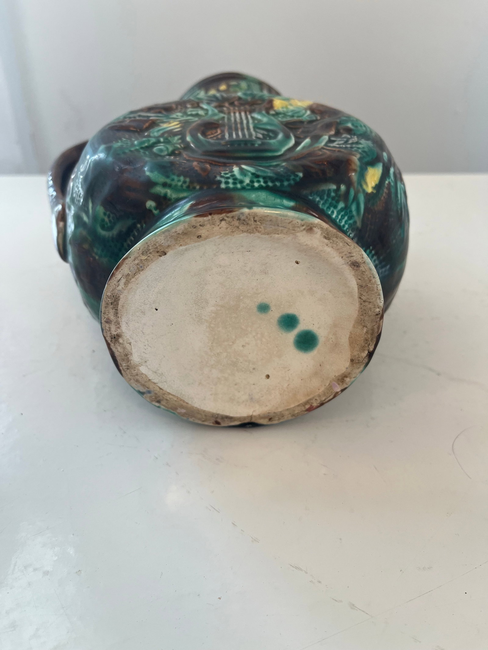 1900s Two Majolica Ceramic Pitchers - 3