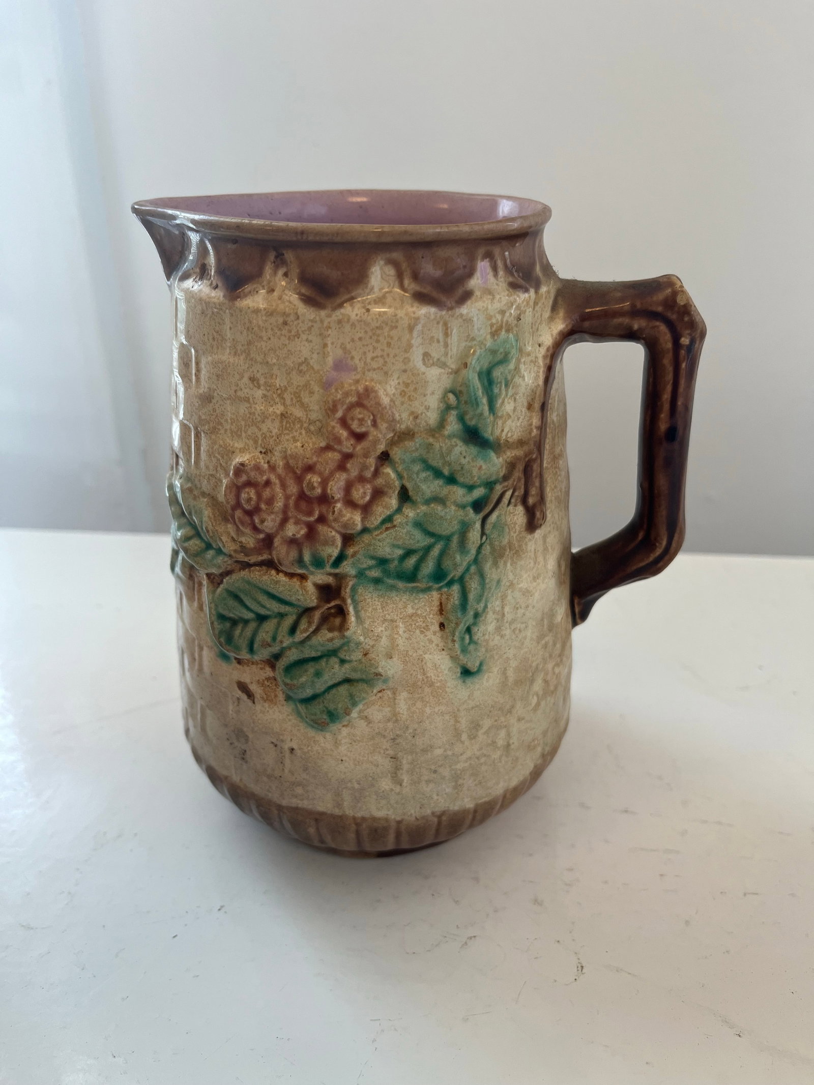 1900s Two Majolica Ceramic Pitchers - 9