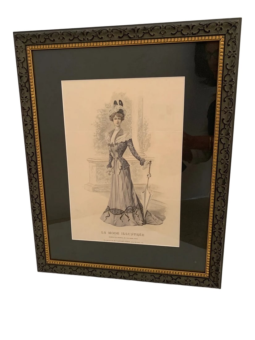 Black and White Engraving of Victorian Lady: An elegant black and white engraving of an aristocratic Victorian lady outfitted in period attire, framed handsomely with wide black mat and black carved molding and contrasting gold filet.