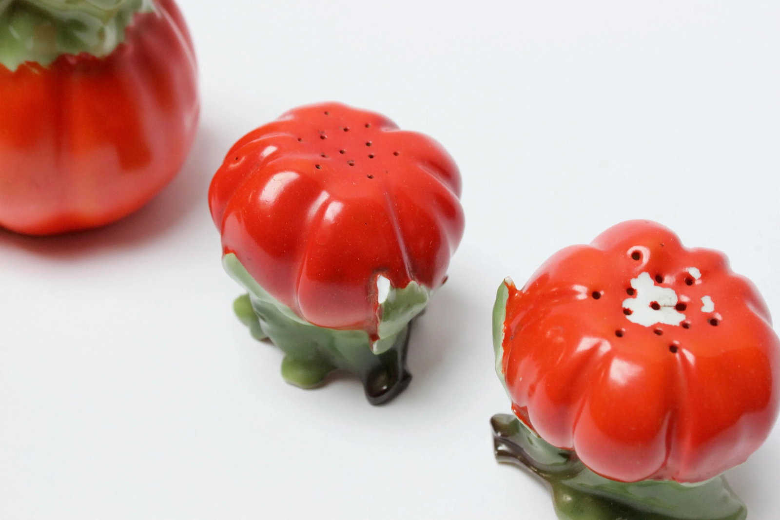 Six-Piece Royal Bayreuth Bavarian Porcelain Figural "Tomato" Tea Set - 10