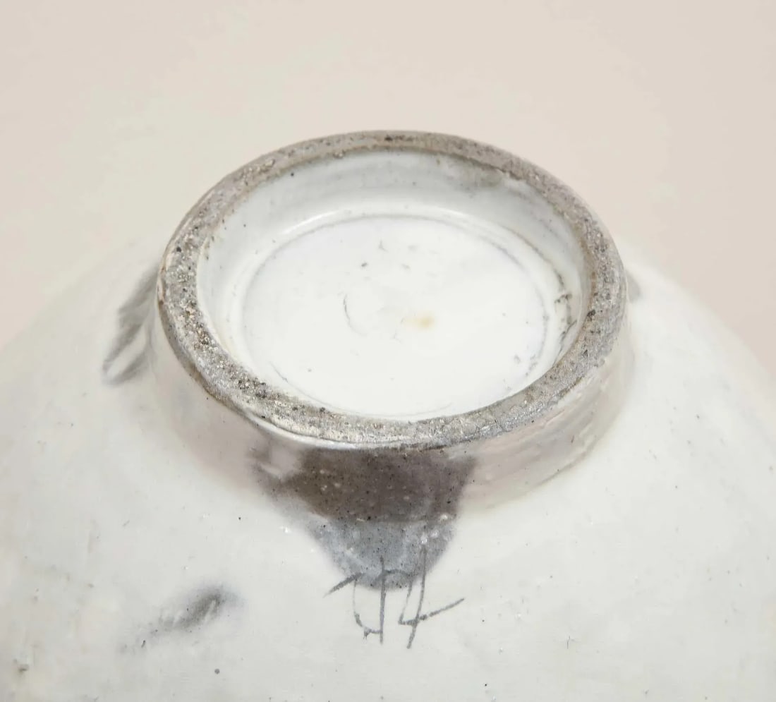 2021 "Moon Jar I" White, Hand Crafted Clay Vase by Sungwook Park (South Korea) - 10