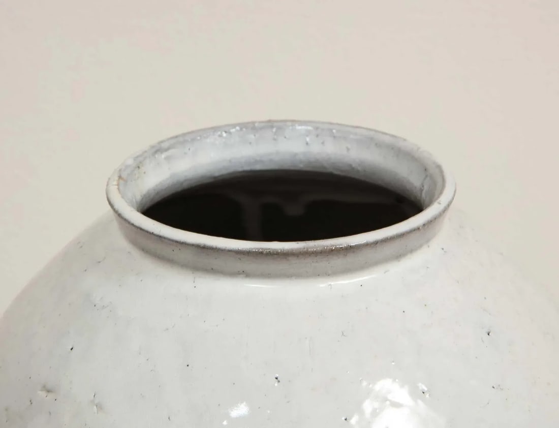 2021 "Moon Jar I" White, Hand Crafted Clay Vase by Sungwook Park (South Korea) - 4