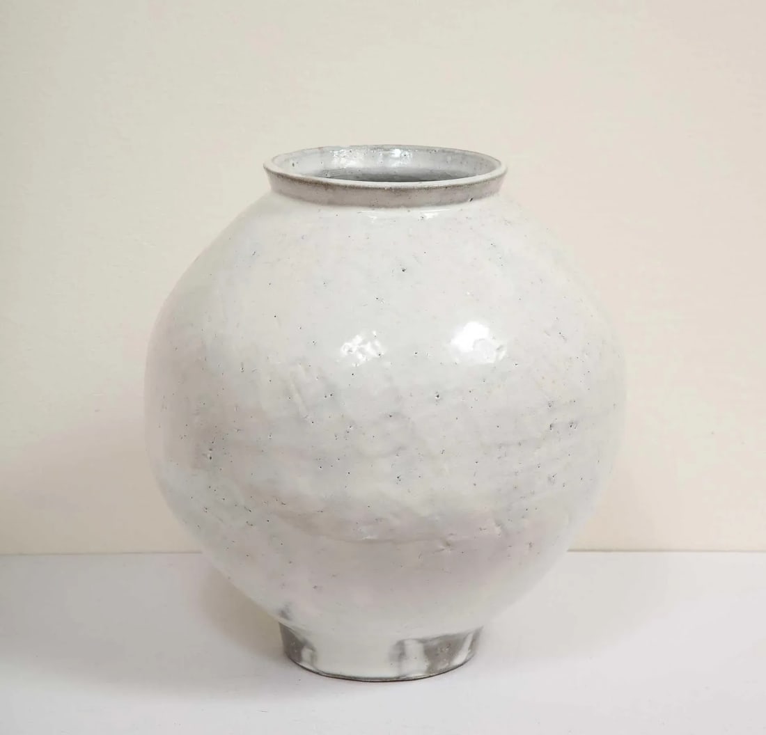2021 "Moon Jar I" White, Hand Crafted Clay Vase by Sungwook Park (South Korea) - 6