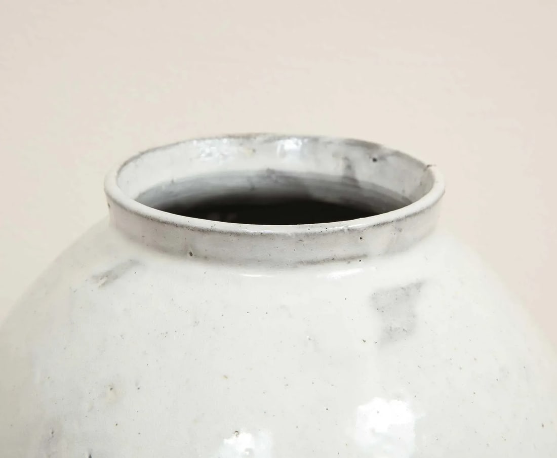 2021 "Moon Jar II" White, Hand Crafted Clay Vase by Sungwook Park (South Korea) - 2