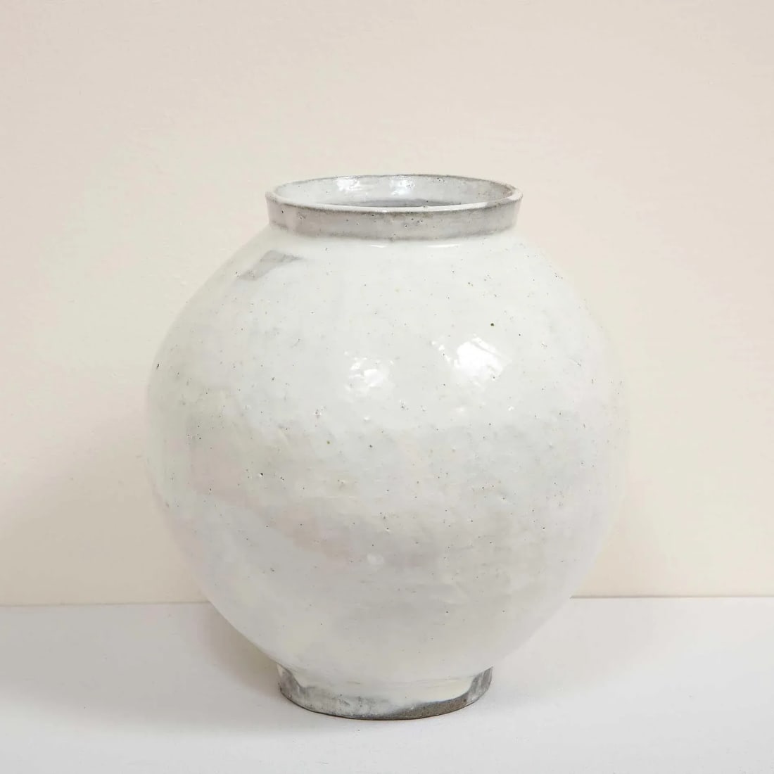 2021 "Moon Jar II" White, Hand Crafted Clay Vase by Sungwook Park (South Korea) - 3
