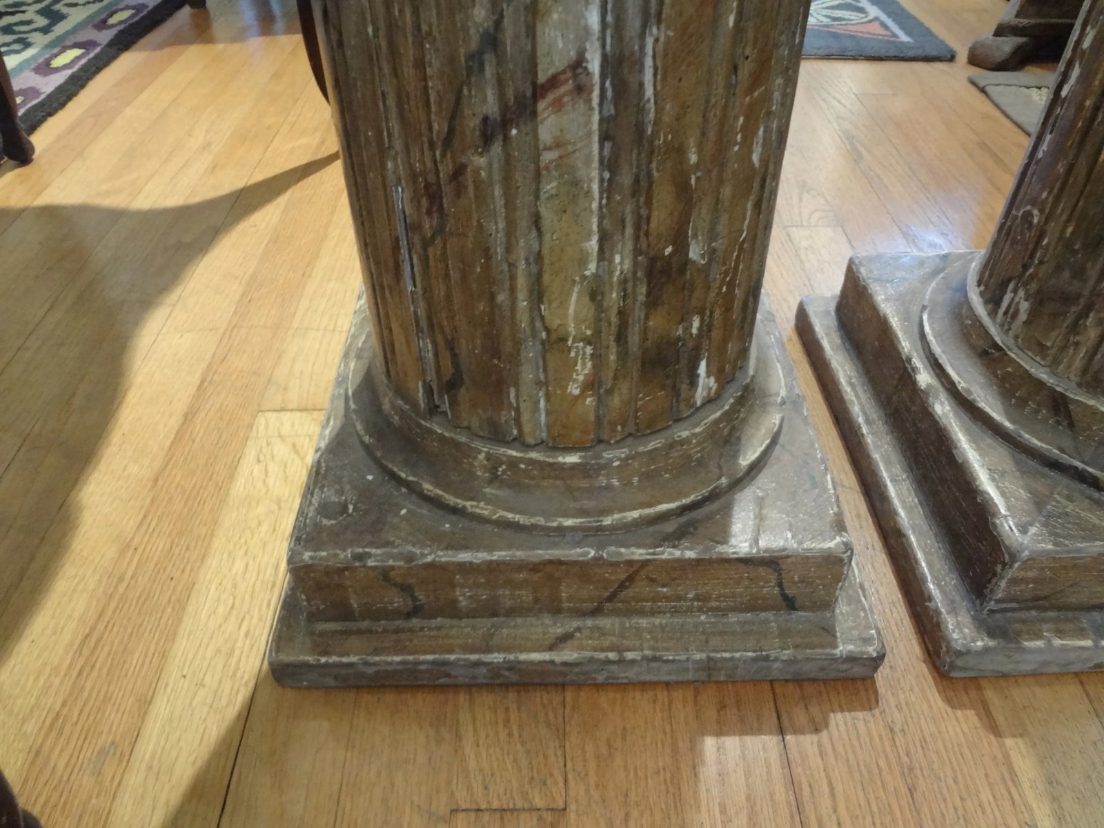 Pair of 18th Century French Louis XVI Carved Wood Fluted Column Pedestals - 3