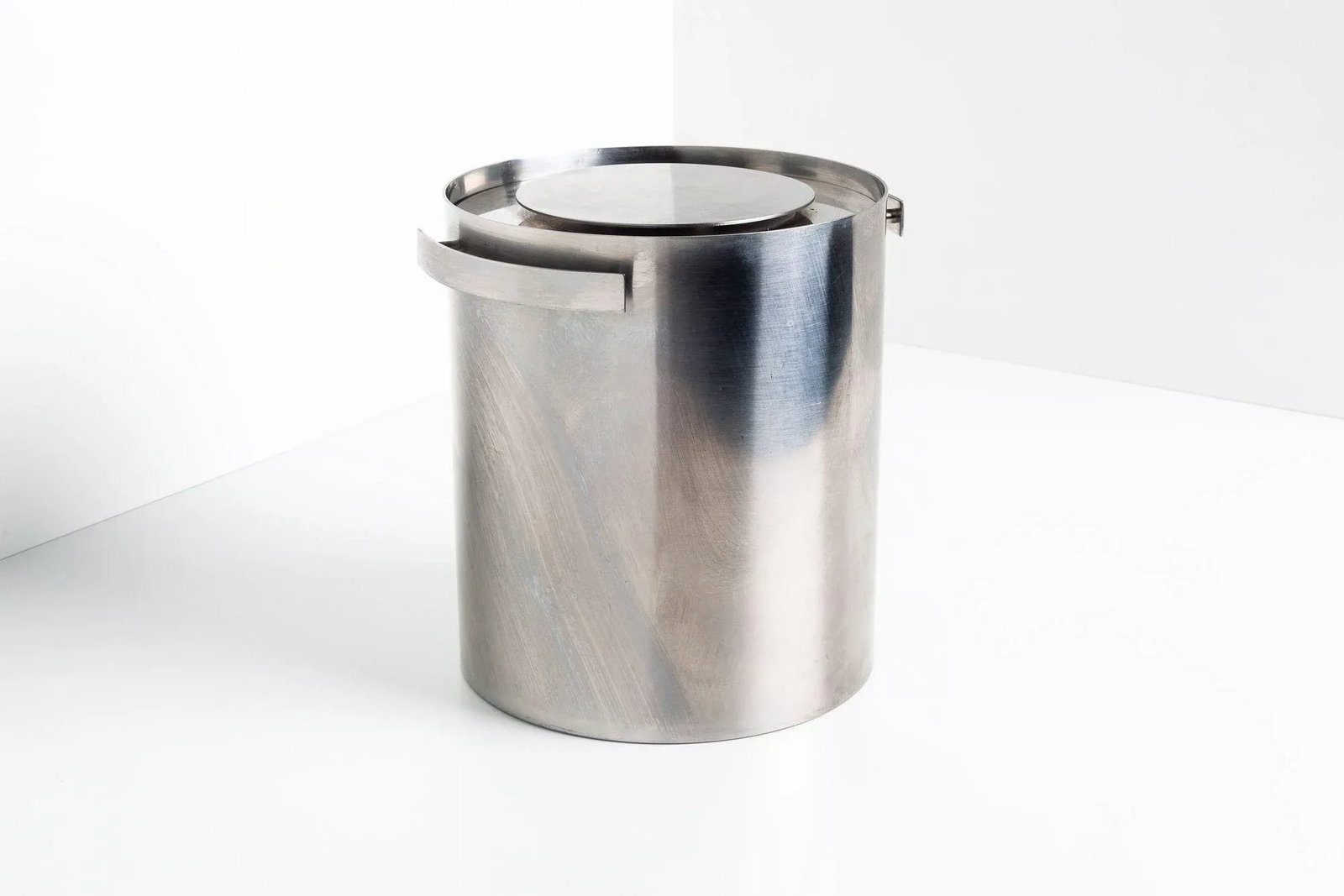 1960s Arne Jacobsen and Cylinda Line Champagne Ice Bucket - 3