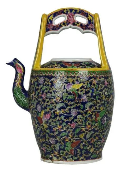 Antique Large Chinese Porcelain Teapot Marked Shunzhi - 8