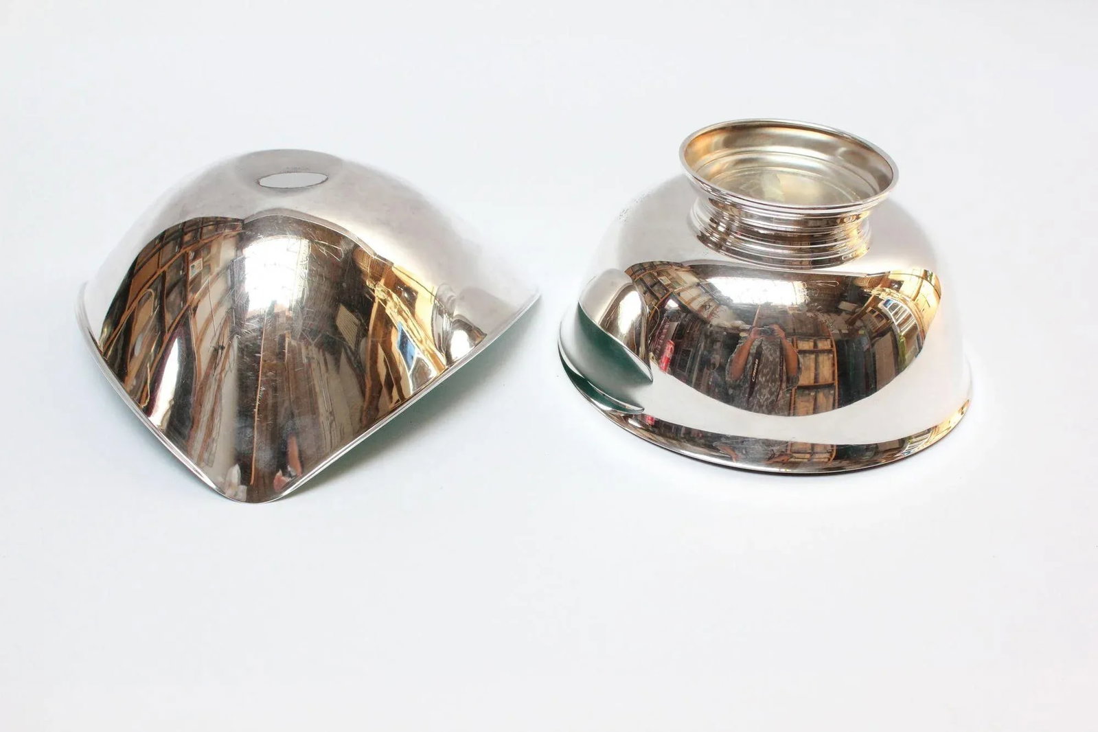 Set of Two Mid-Century Reed and Barton "Color Clad" Green and Ruby Red Silver-Plated Bowls - 5
