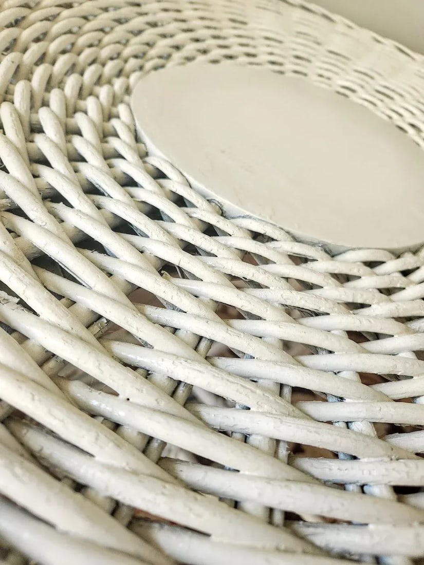 Mid 20th Century Vintage White Woven Wicker and Bamboo Side Table With Glass Top - 7