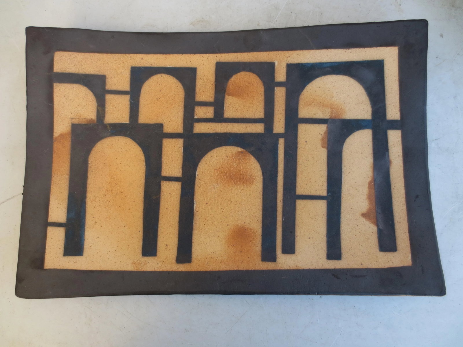 Berey Pealing Modern Stoneware Table Center Piece - 2