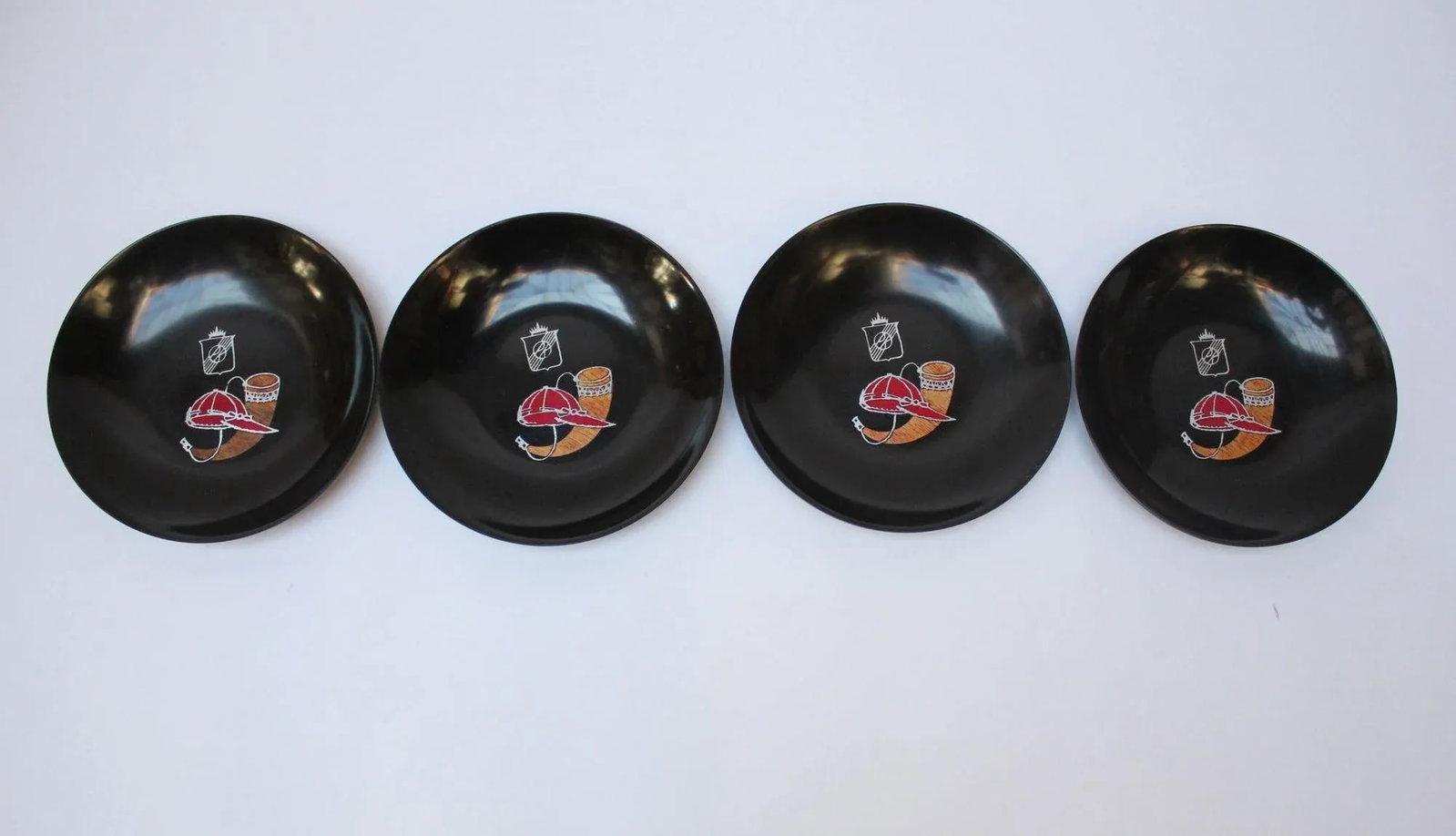 Set of Four Mid-Century Black Resin Inlaid Couroc Hunting Motif Plates - 2