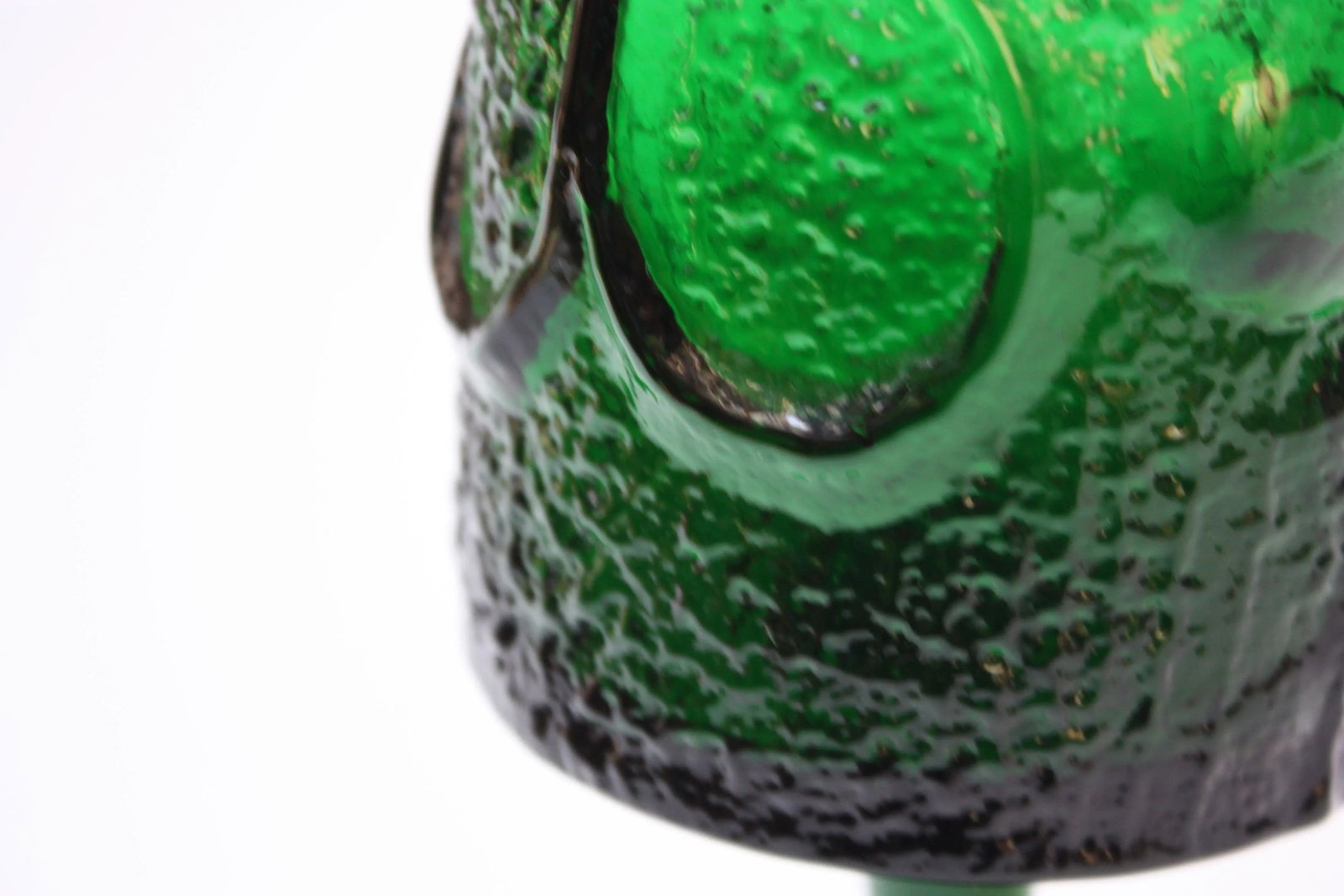 Stelvia Emerald Blown-Glass 'Antiqua' Vase designed by Wayne Husted - 2