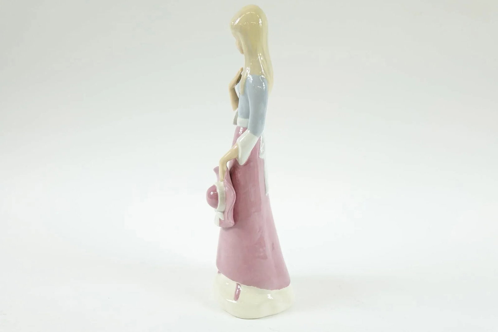Late 20th Century European Porcelain Figurine of a Girl - 3