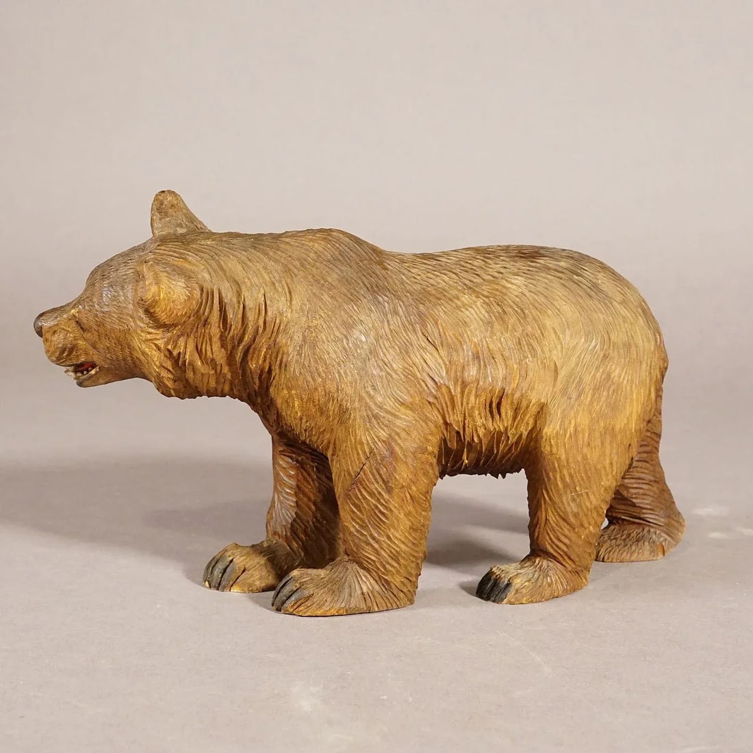 Wooden Statue of a Walking Bear Handcarved in Switzerland Ca.1930s - 5