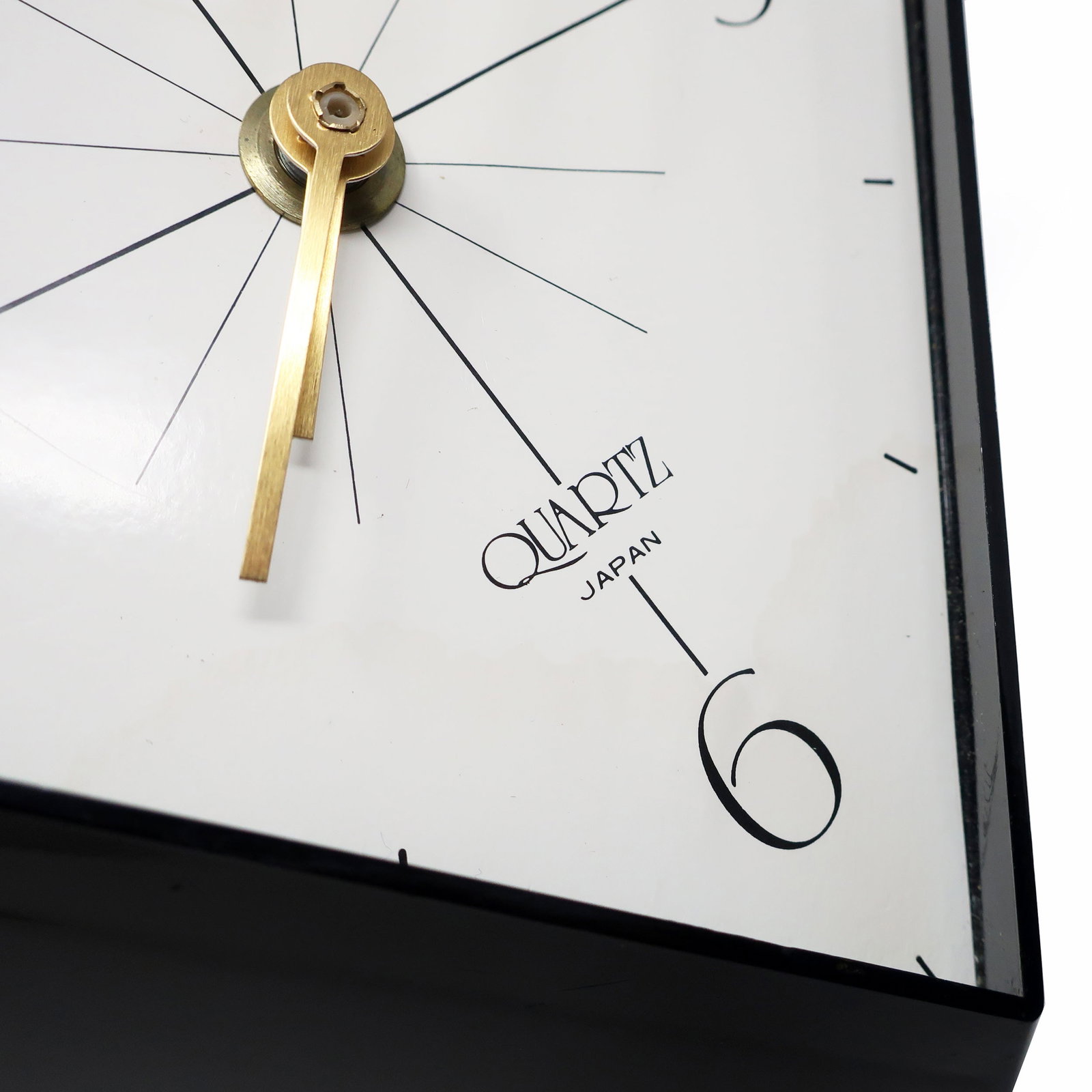 1970s Japanese Black Lucite Clock by Grace - 7