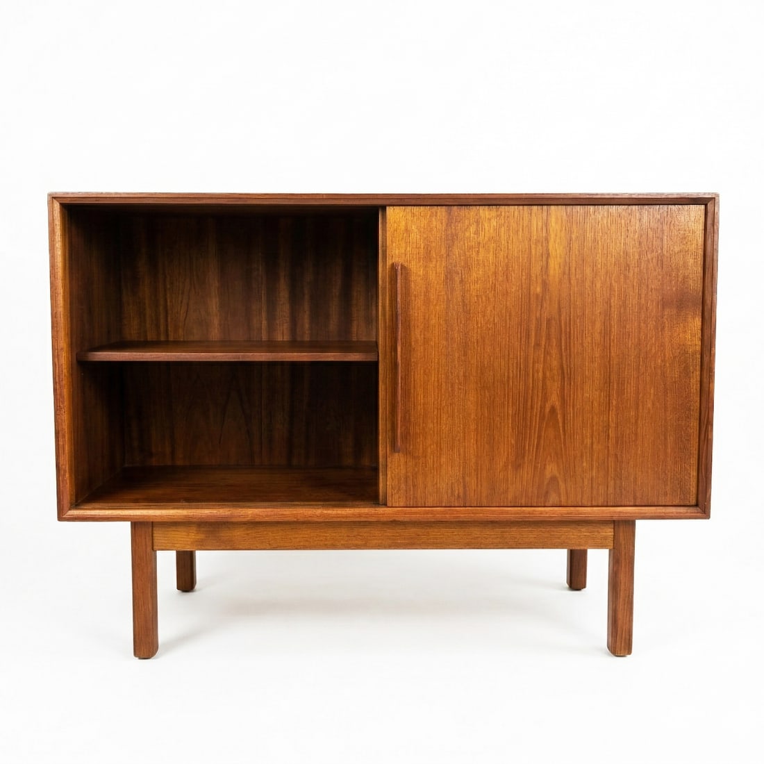 1970s Scandinavian Modern Teak Credenza / Cabinet - 2