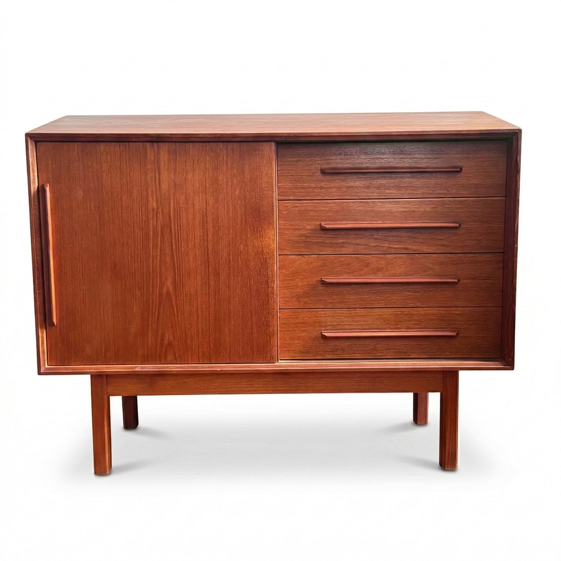 1970s Scandinavian Modern Teak Credenza / Cabinet - 4