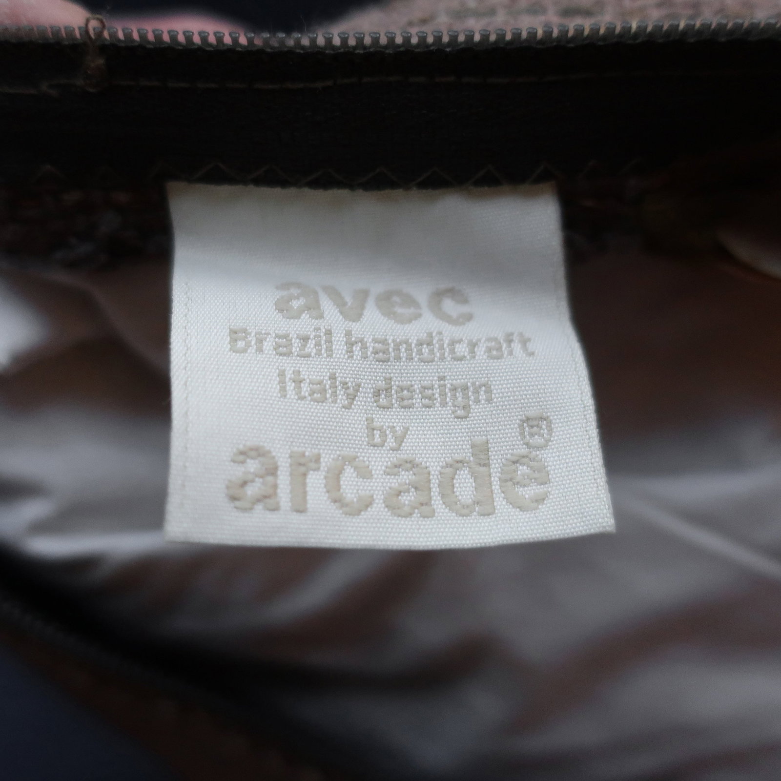 Pair of Arcade Avec Throw Pillow Cushions - 9