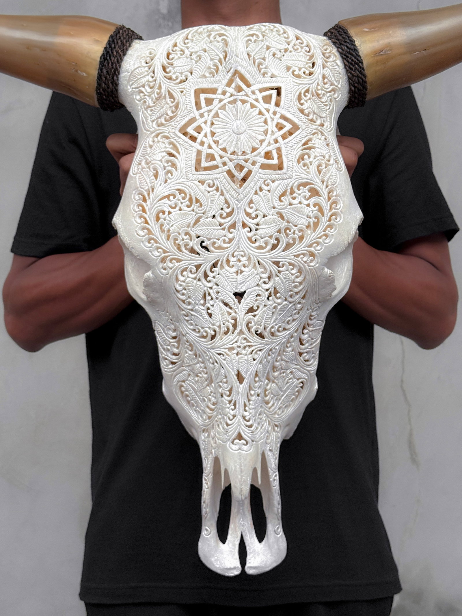 Brown bull's skull - Star mandala motif with turquoise inlay - 10
