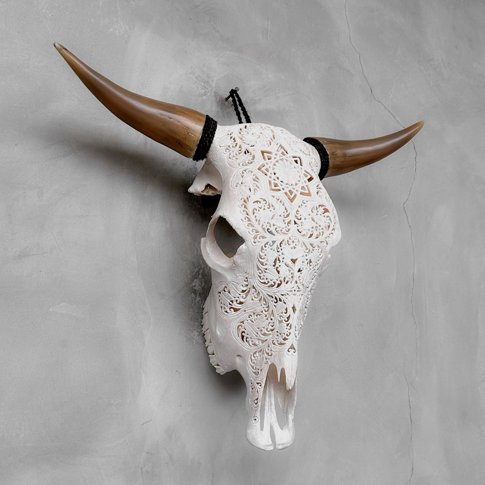 Brown bull's skull - Star mandala motif with turquoise inlay - 5