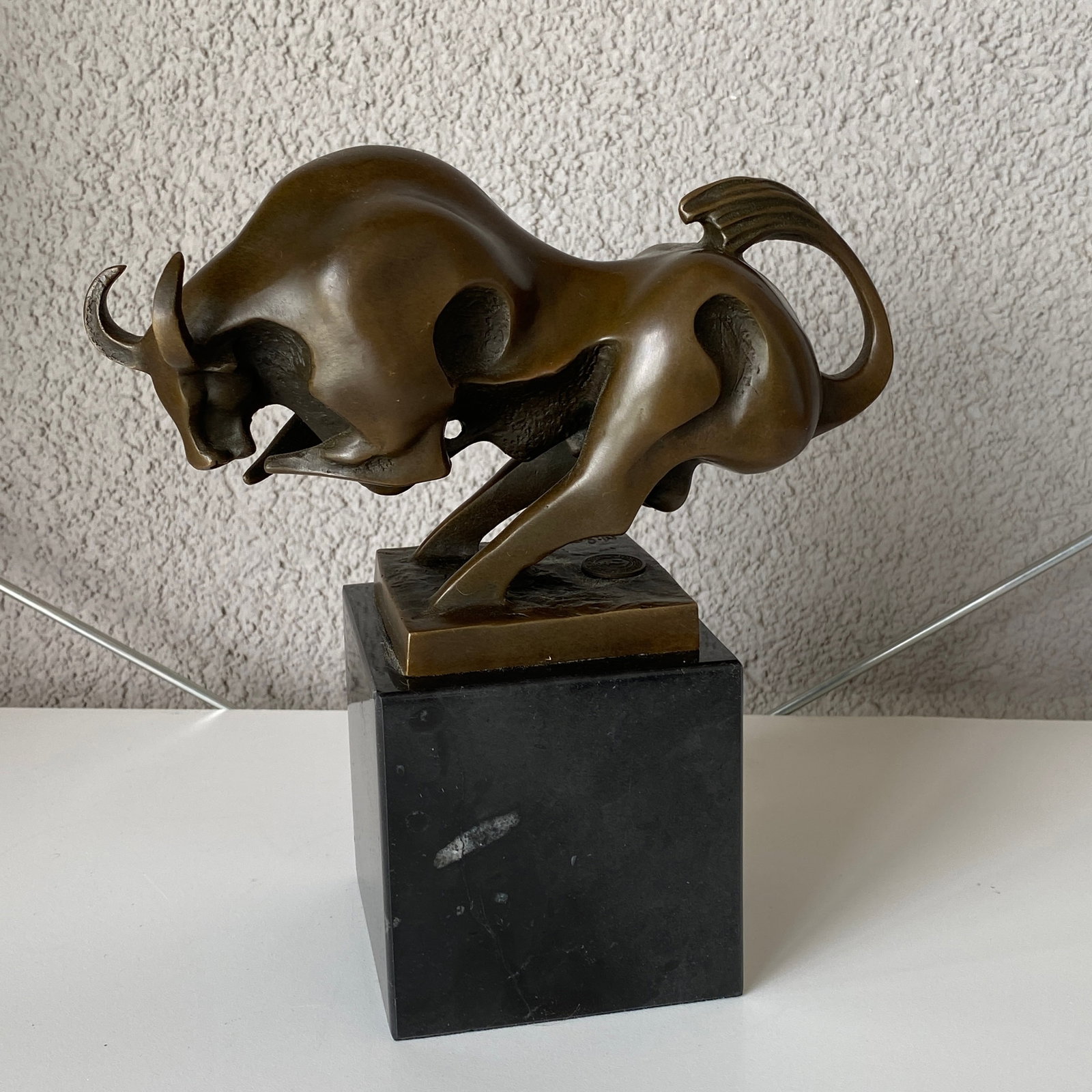 Milo Bronze Bull / Bull market run statue on a marble baze: Title: Milo Bronze Bull / Bull market run statue on a marble baze Maker:Miguel Fernando Lopez Origin: France Date/Period:1960’s Materials:Bronze / Marble Size:Height: 19.5 cm