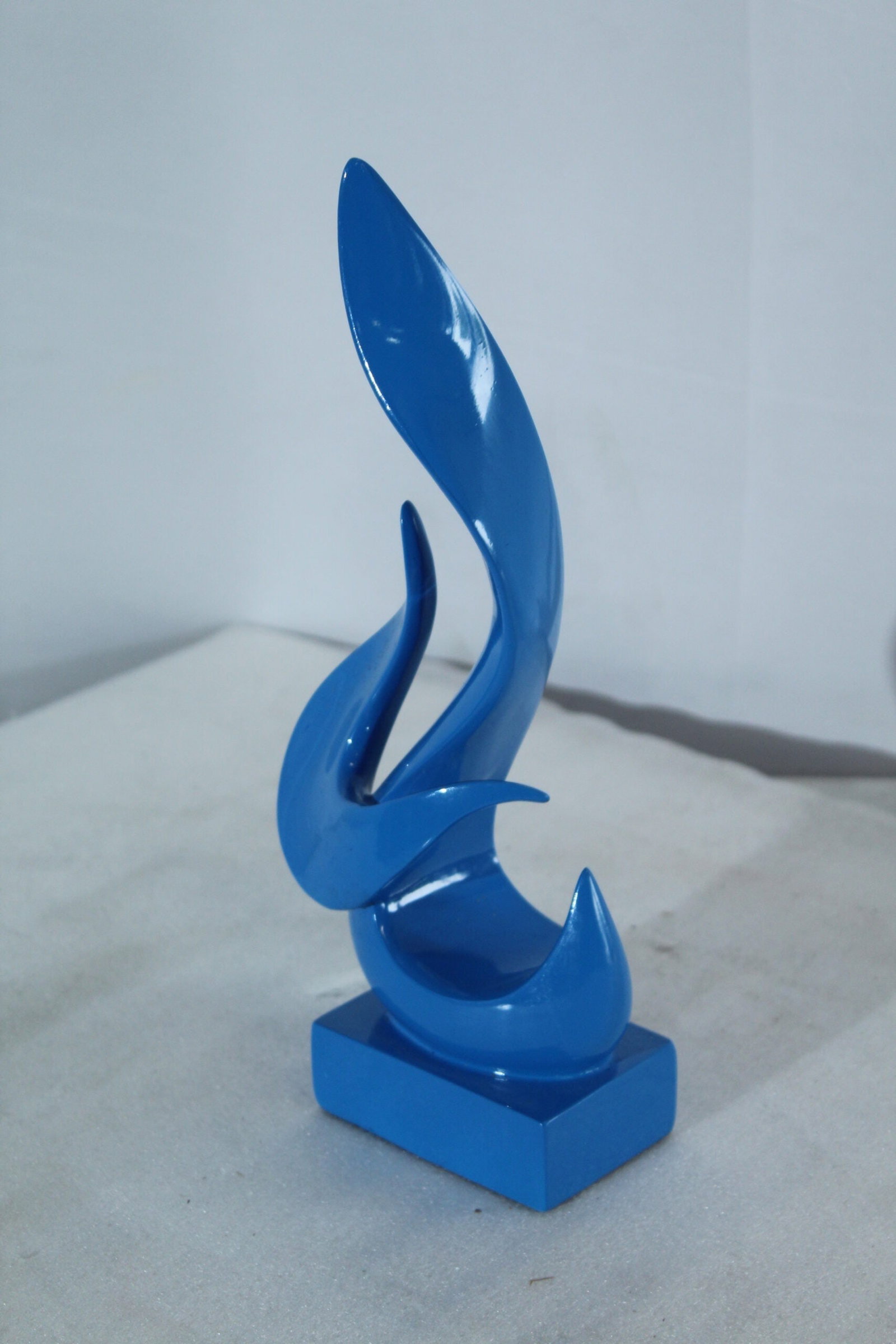 Resin Abstract Flame Sculpture –Bold Blue Indoor/Outdoor Modern Art Statue with Glossy Finish, - 3